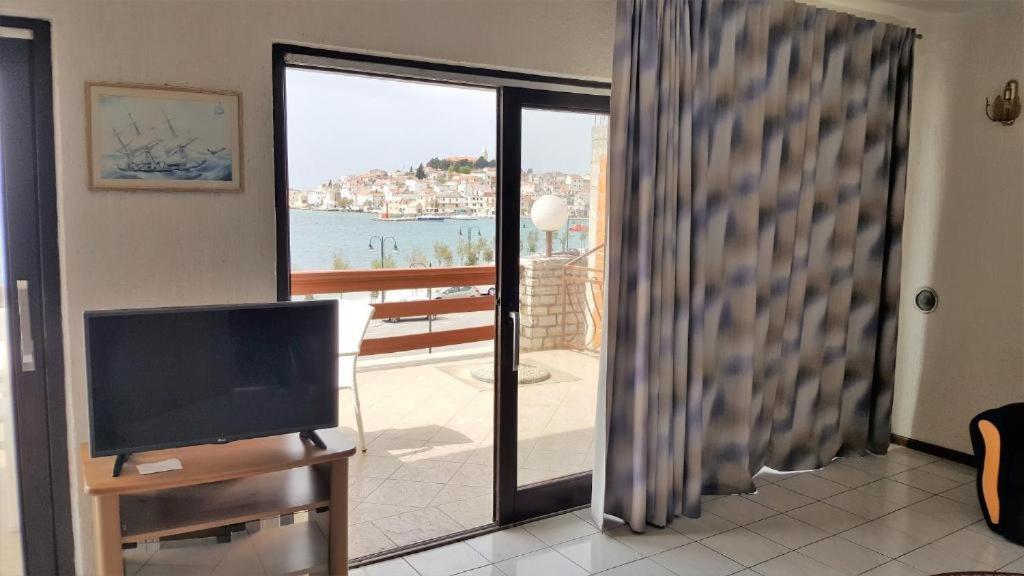 Apartments Lala Primošten Екстериор снимка